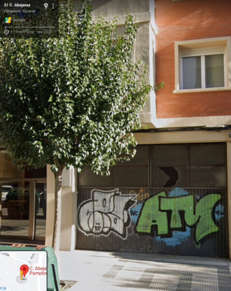 Local comercial en VENTA y en ALQUILER en Calle Abejeras 29 (Pamplona).